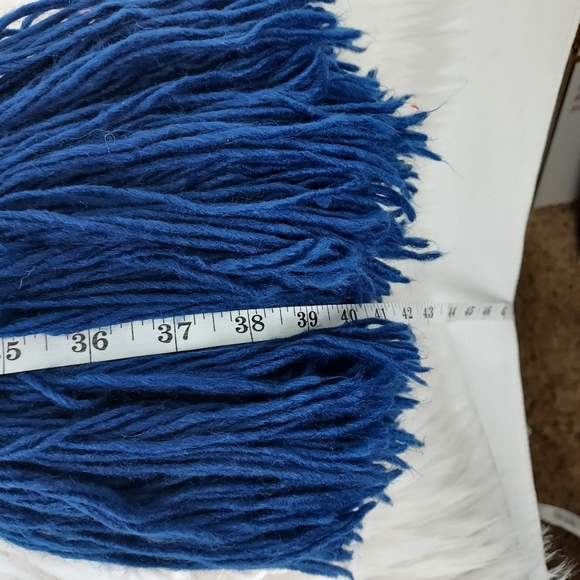 Notre Dame scarf , 40" x 9", blue with embroidered ND patch - Picture 4 of 4